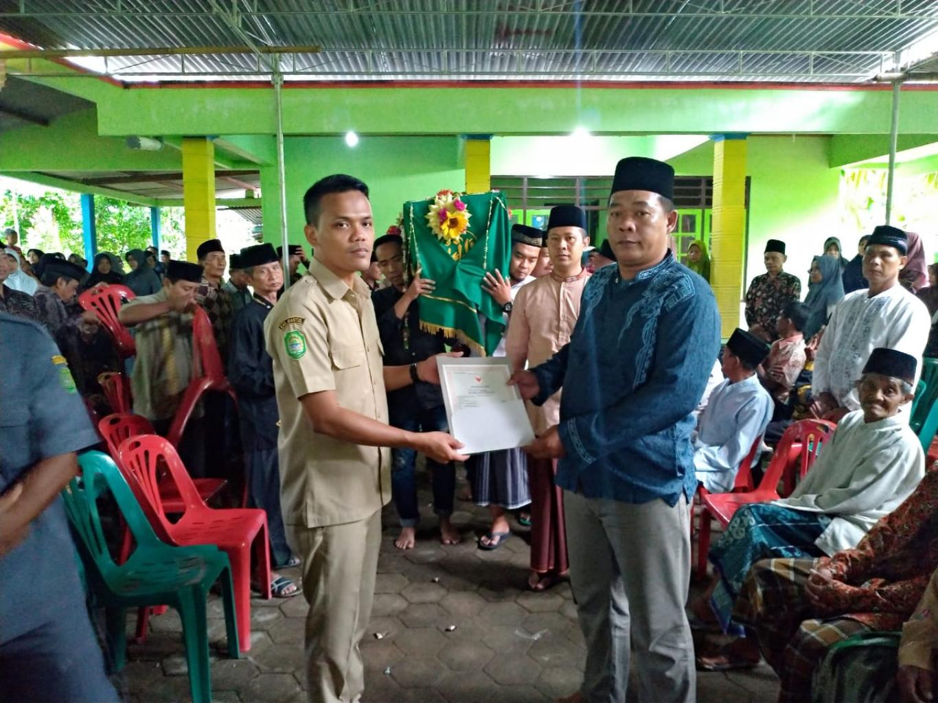 PENYERAHAN AKTE KEMATIAN DUSUN DUKUH