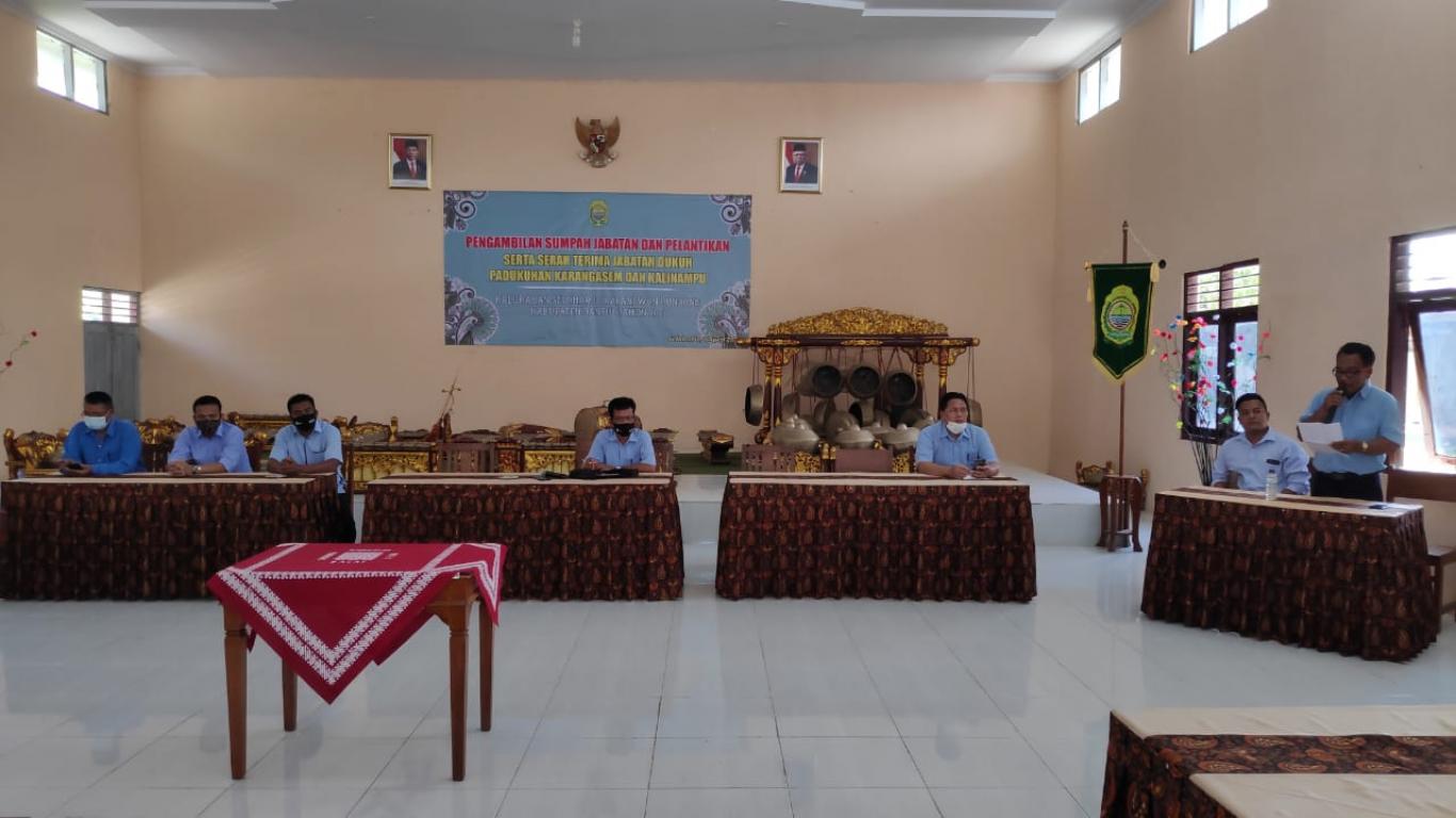 GLADI BERSIH PENGAMBILAN SUMPAH DAN PELANTIKAN DUKUH KARANGASEM DAN KALINAMPU
