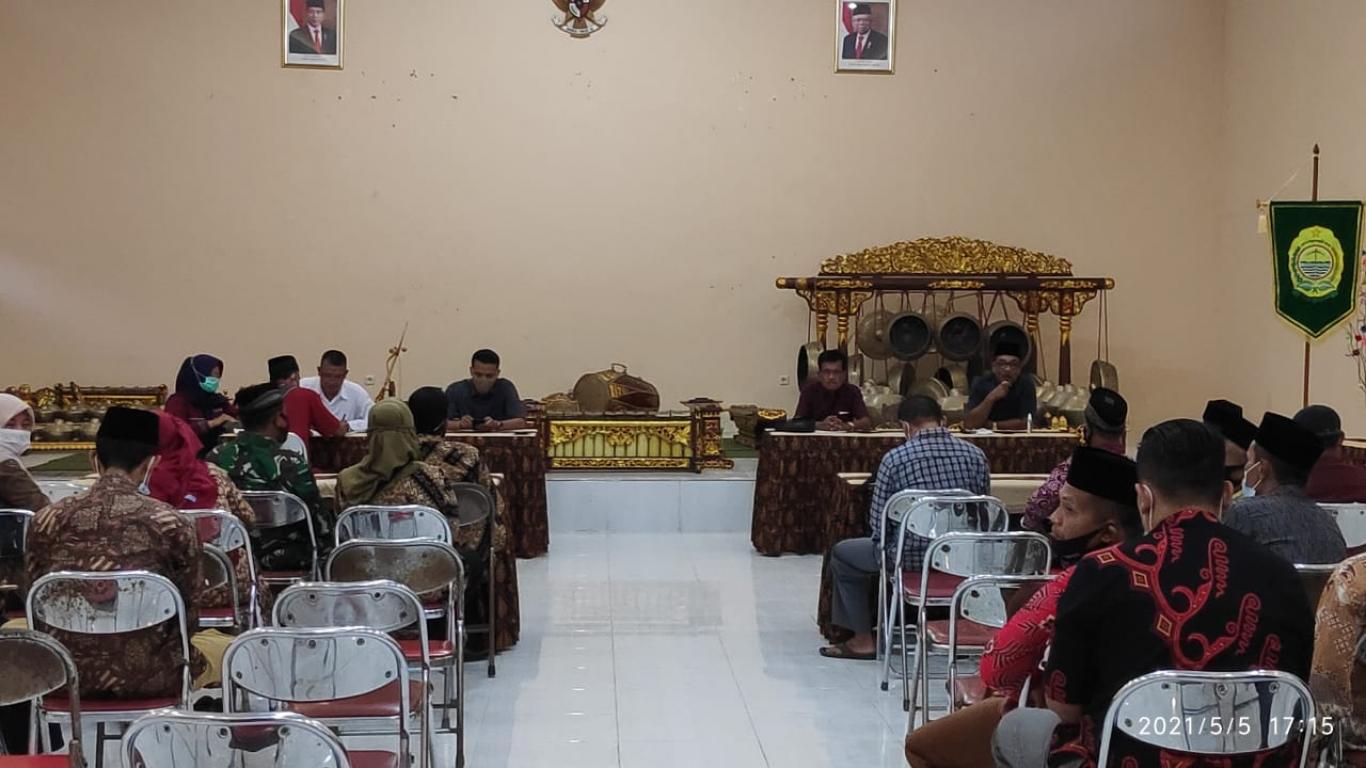 Buka bersama Pamong Kalurahan Seloharjo