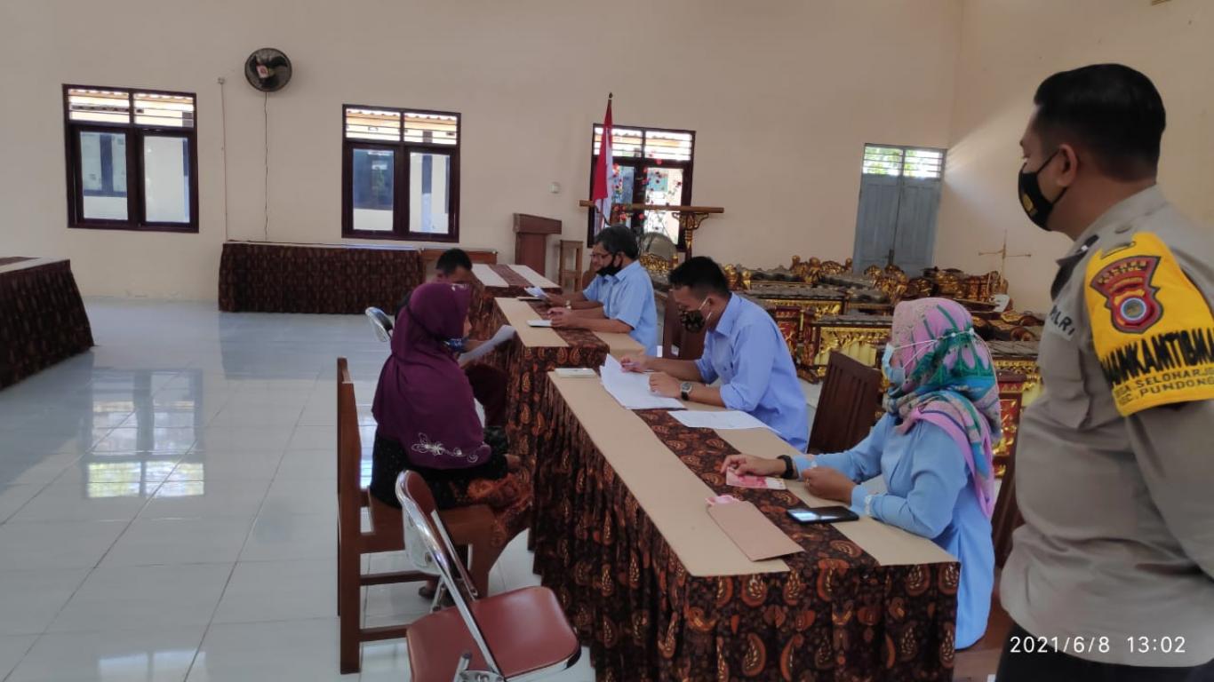 PEMBAGIAN BLT DD TAHAP VI