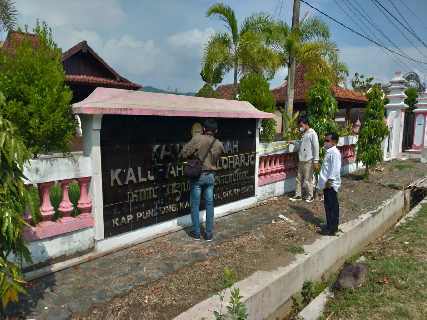 PENANDA KEISTIMEWAAN DIY