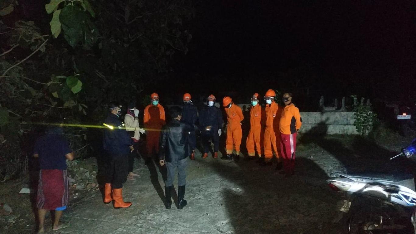 PEMAKAMAN DI POYAHAN SELOHARJO SECARA PROKES