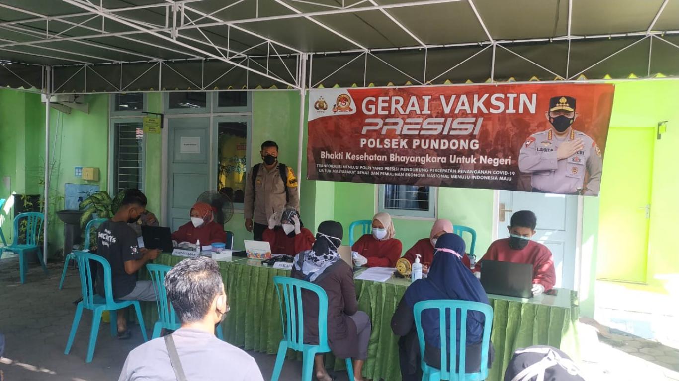 GERAI VAKSIN PRESISI POLSEK PUNDONG