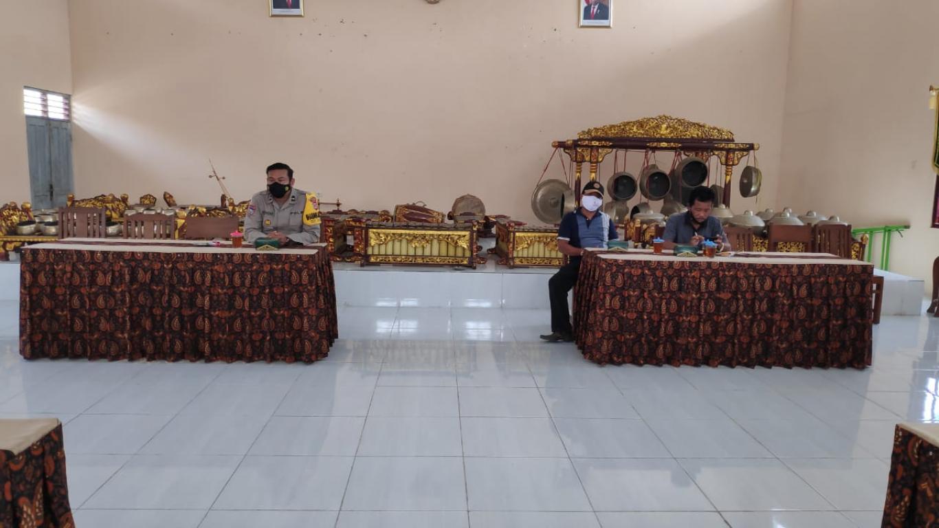 PEMBAGIAN SPRAYER DI SETIAP PEDUKUHAN 