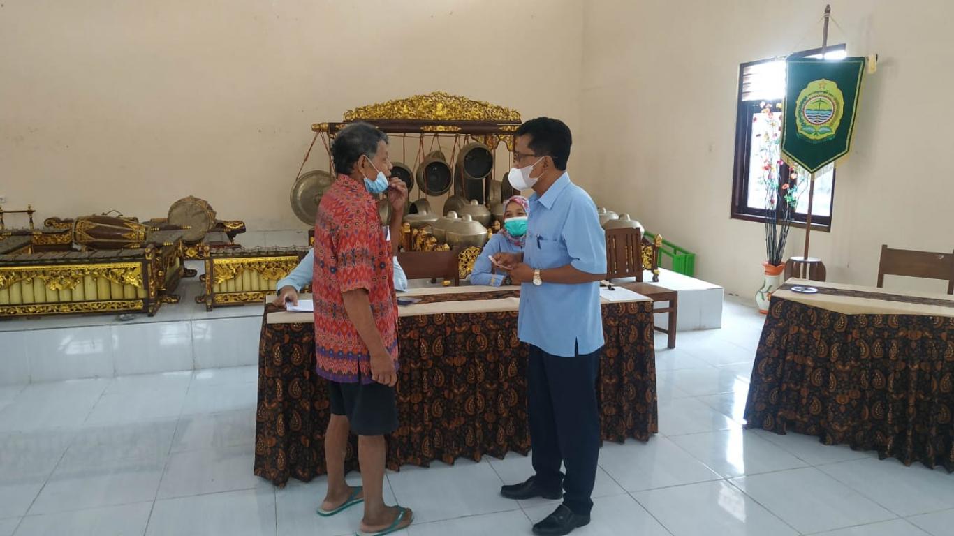 PENYALURAN BLT DD DIKALURAHAN SELOHARJO