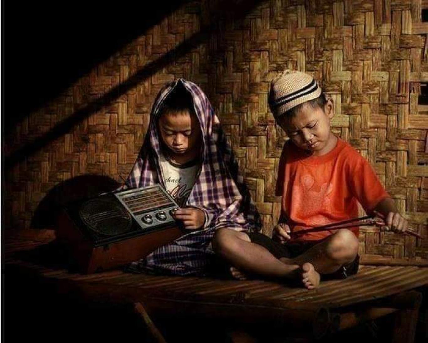 MAKNA FILOSOFIS TEMBANG DOLANAN