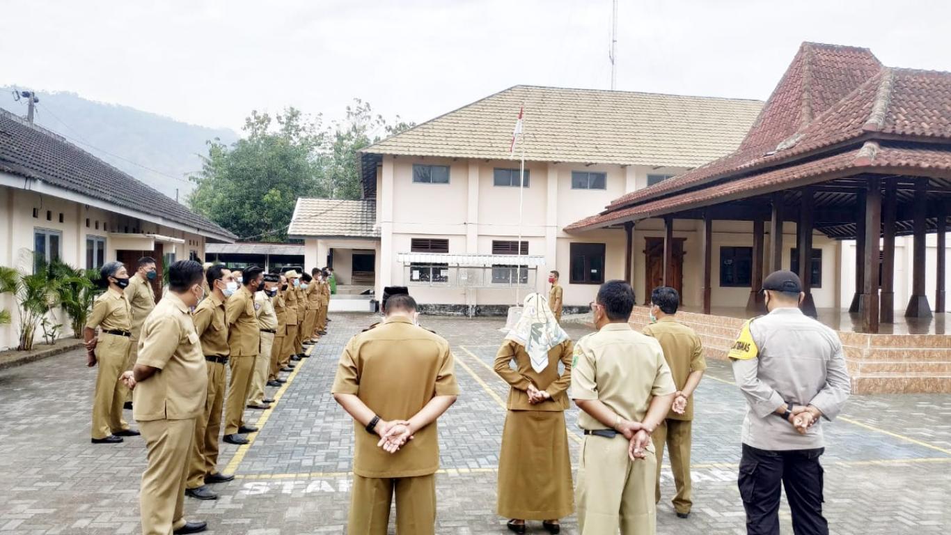 APEL PAGI PAMONG KALURAHAN SELOHARJO