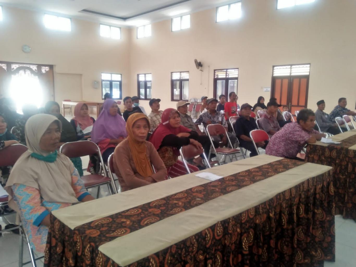 Pembagian Sertifikat Tanah Program PTSL Kalurahan Seloharjo