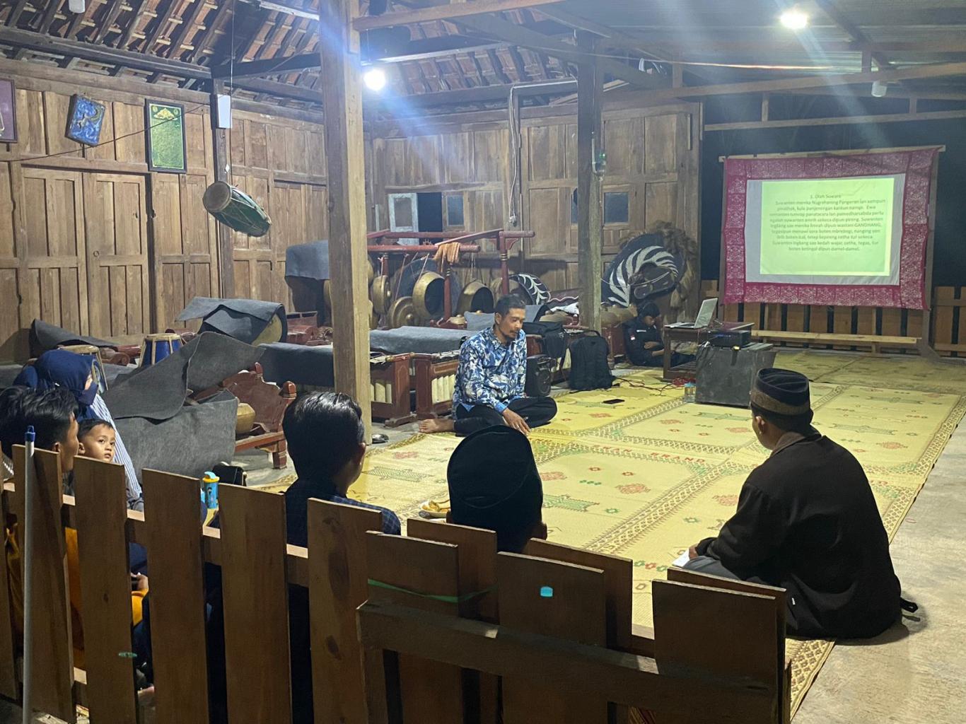 Pawiyatan Panatacara & Pamedharsabda di Dusun Dermojurang