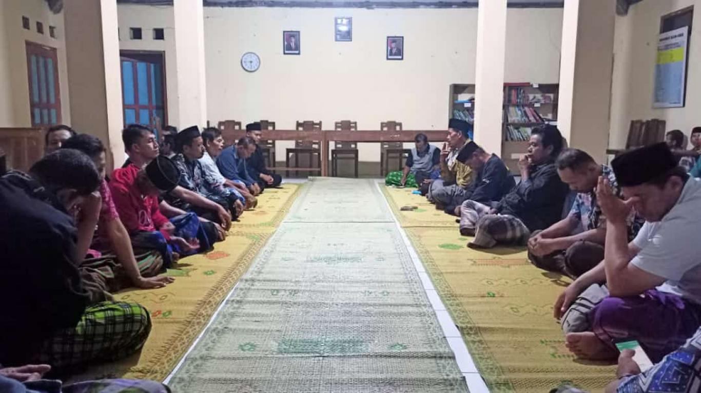 MUSYAWARAH DUSUN ( MUSDUS) PEREMAJAAN DAN PENYEGARAN KEPENGURUSAN POKGIAT DI DUSUN GEGER