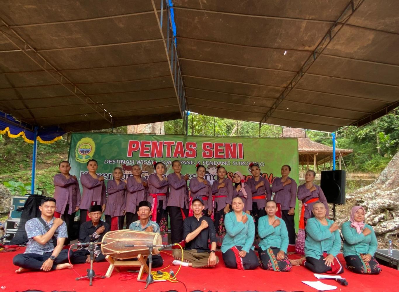 PENTAS SENI DI DUSUN SUROCOLO BERSAMA DINAS PARIWISATA BANTUL
