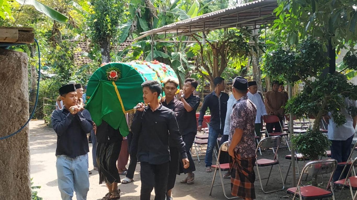 AKSI SIMPATI PEMERINTAH SELOHARJO UNTUK WARGA DUSUN BOBOK PENTUNG