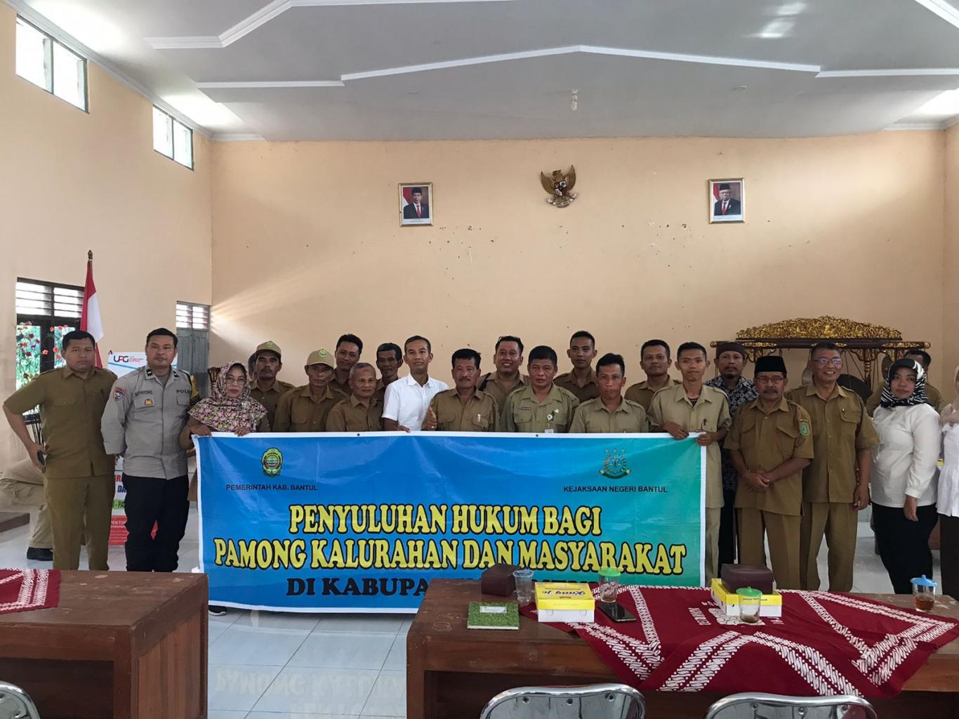KEGIATAN PENYULUHAN HUKUM BAGI PAMONG KALURAHAN DAN MASYARAKAT DI KALURAHAN SELOHARJO