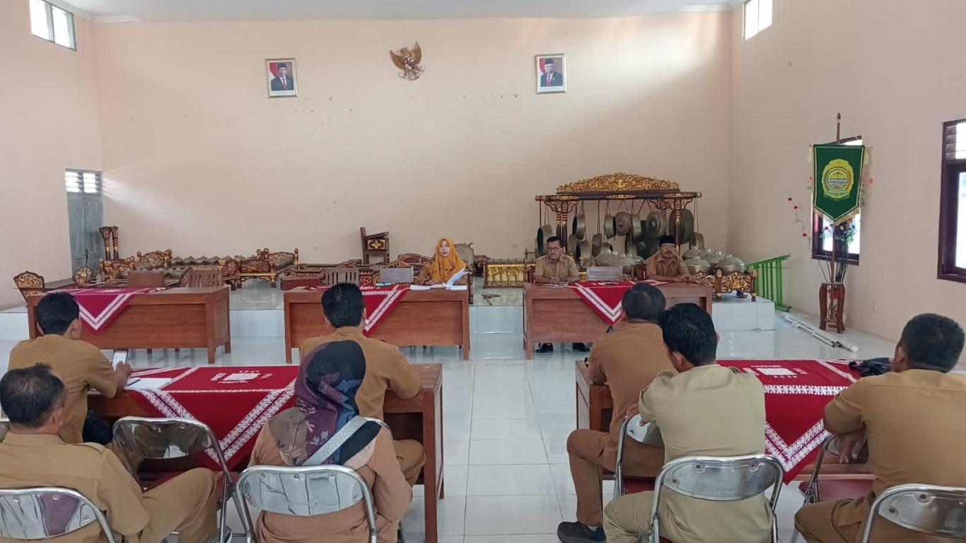 RAPAT KOORDINASI PAMONG KALURAHAN BERSAMA DUKUH-DUKUH SELOHARJO
