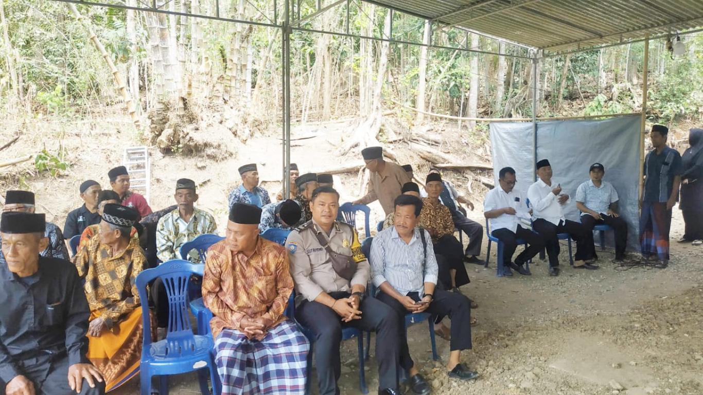 Aksi Simpati Kepada Almh. Nyai Sarikem Umur 91 Tahun di Padukuhan Dermojurang