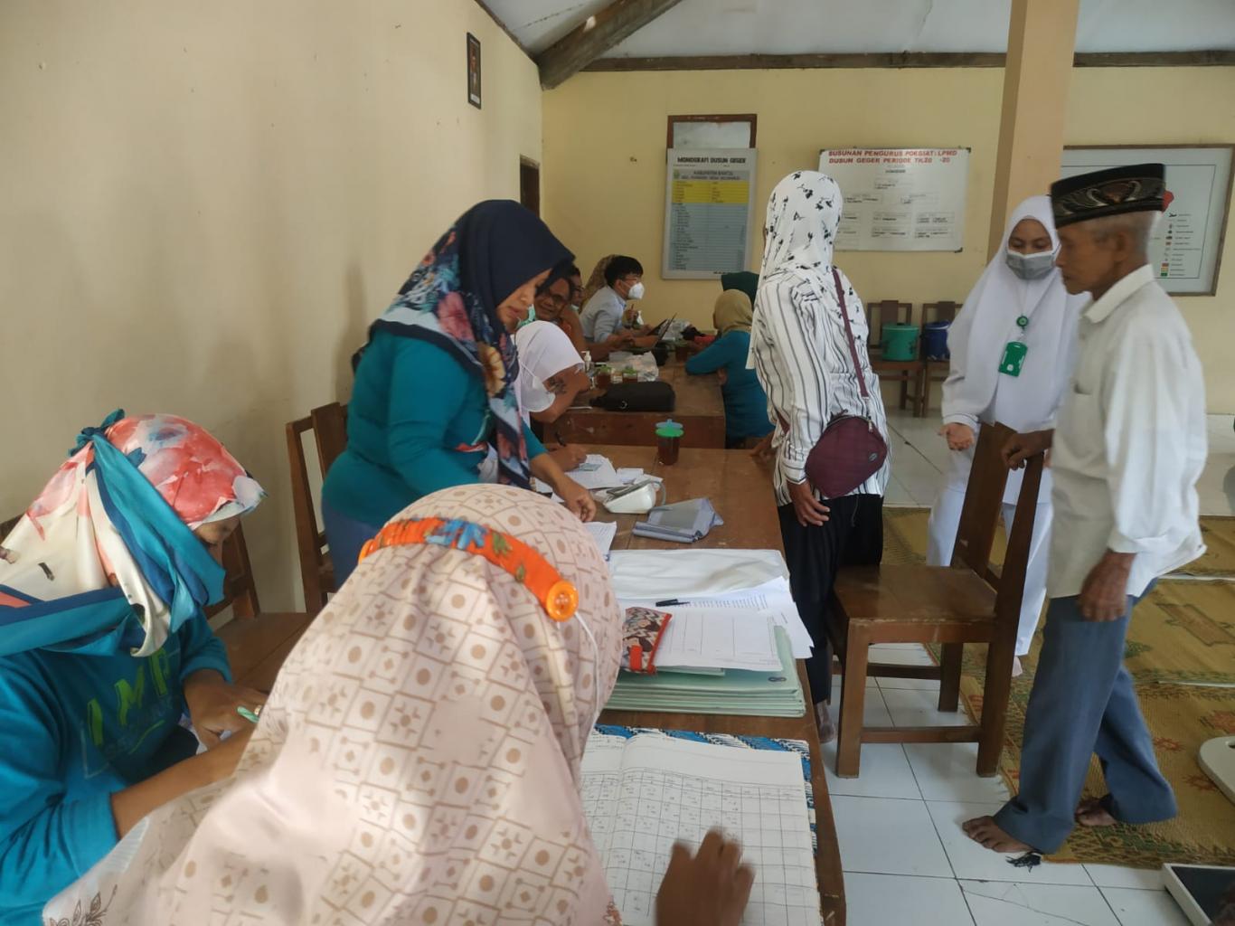 Posyandu Lanisa dan Balita di Padukuhan Geger Kalurahan Seloharjo