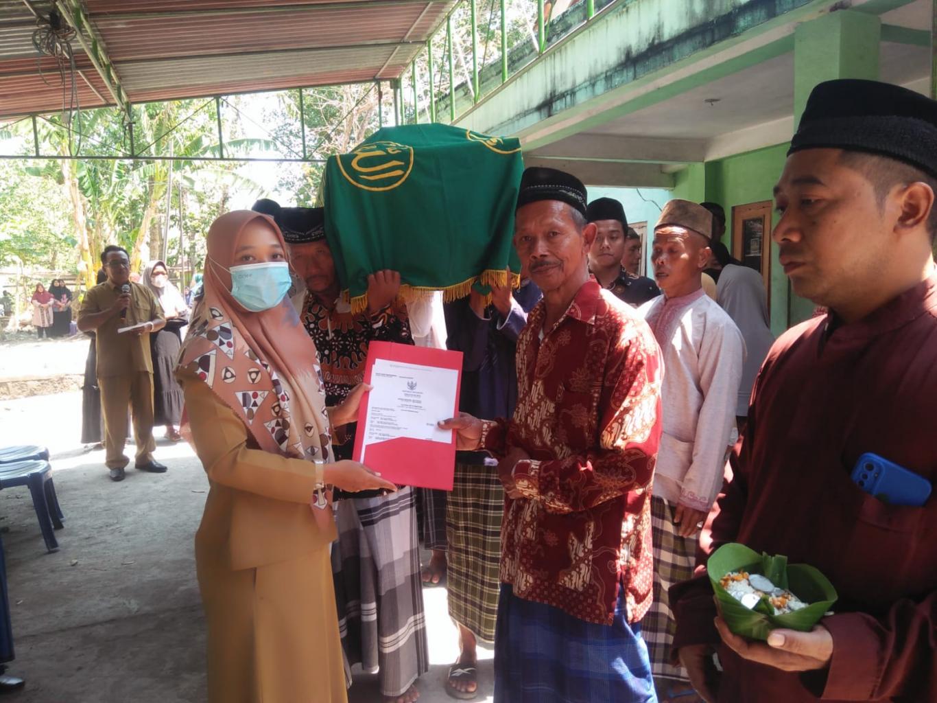 Aksi Simpati Pemerintah Kalurahan Seloharjo Kepada Ny. Paikem/Tonorejo di Padukuhan Boboktempel