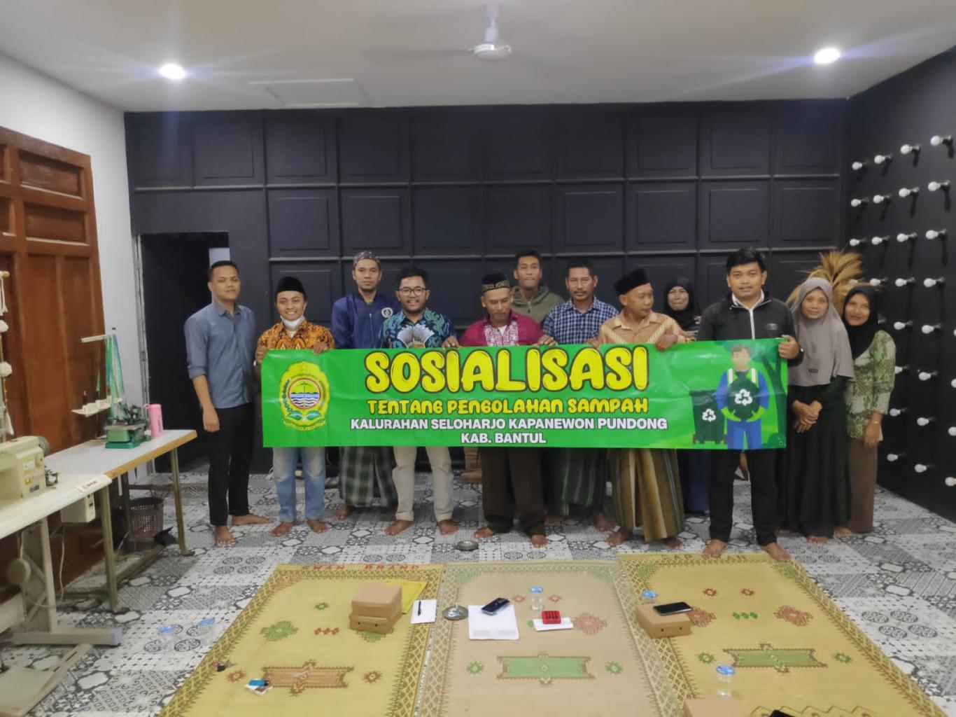 Sosialisasi Pengelolaan Sampah di Padukuhan Ngentak