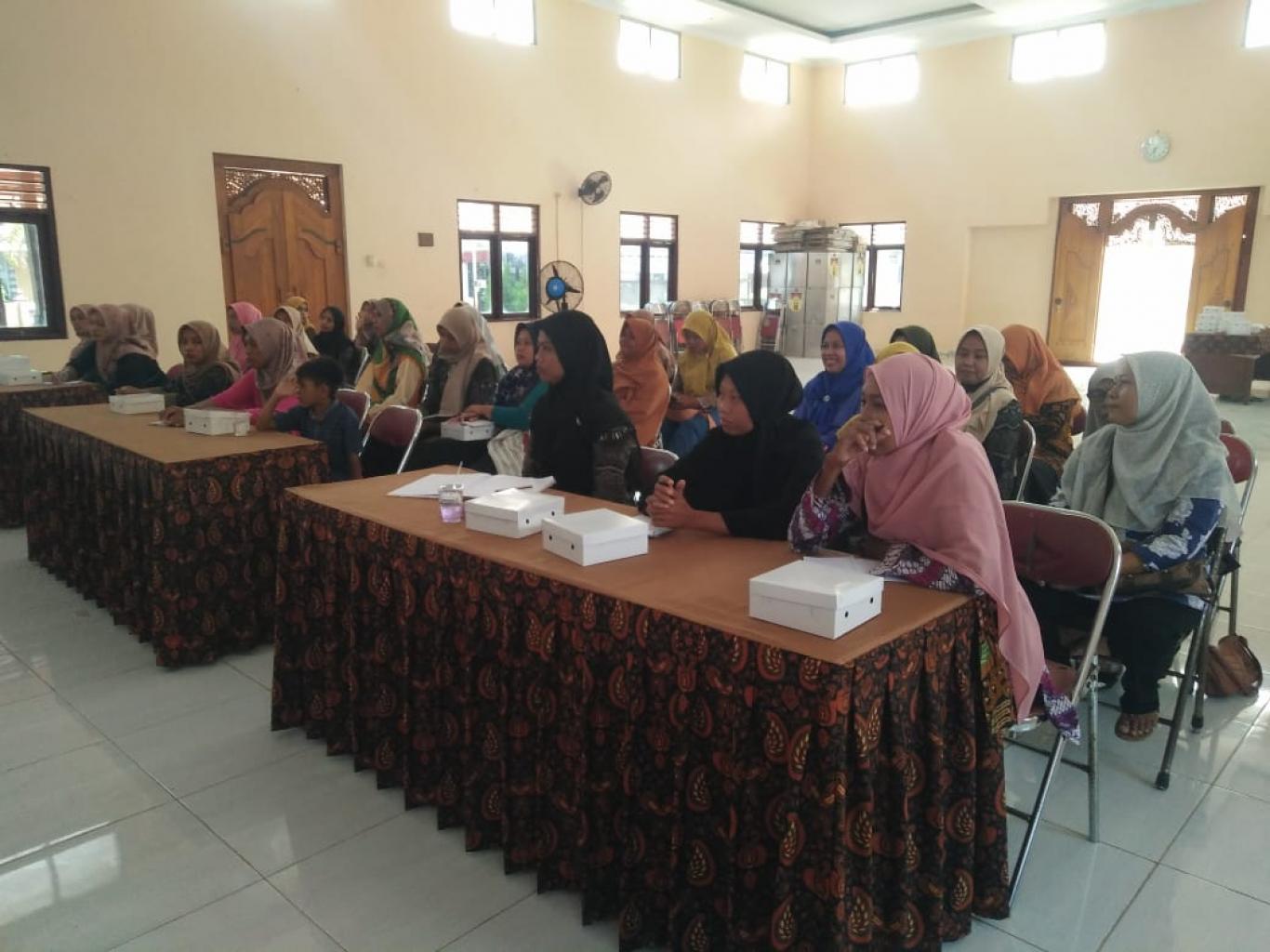 Pelatihan Kader Kesehatan Posyandu Untuk Meningkatkan Keterampilan Kader