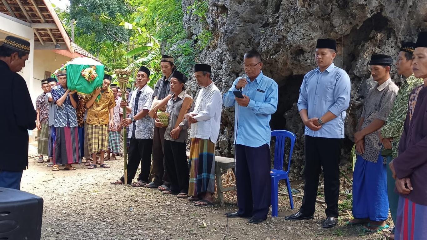 Aksi Simpati Pemerintah Kalurahan Seloharjo Kepada Alm. Kyai Jiharsono Jemalip Di Padukuhan Geger