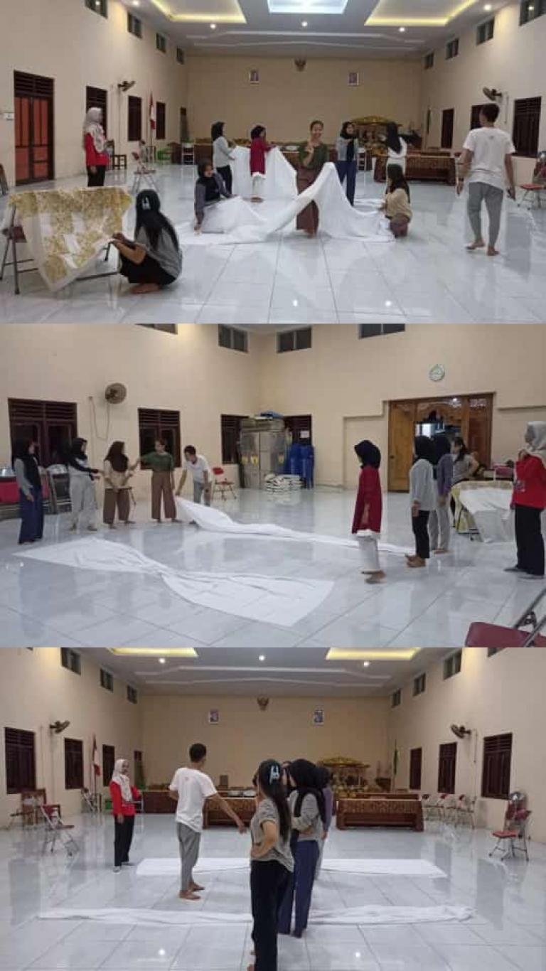 Peserta Desa Budaya Seloharjo Latihan Tari di Aula Kalurahan Seloharjo