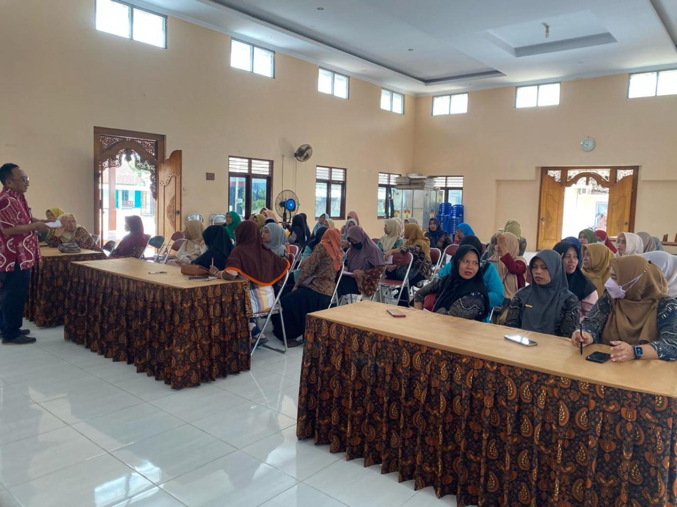 Peningkatan Kapasitas Kader Posyandu Seloharjo