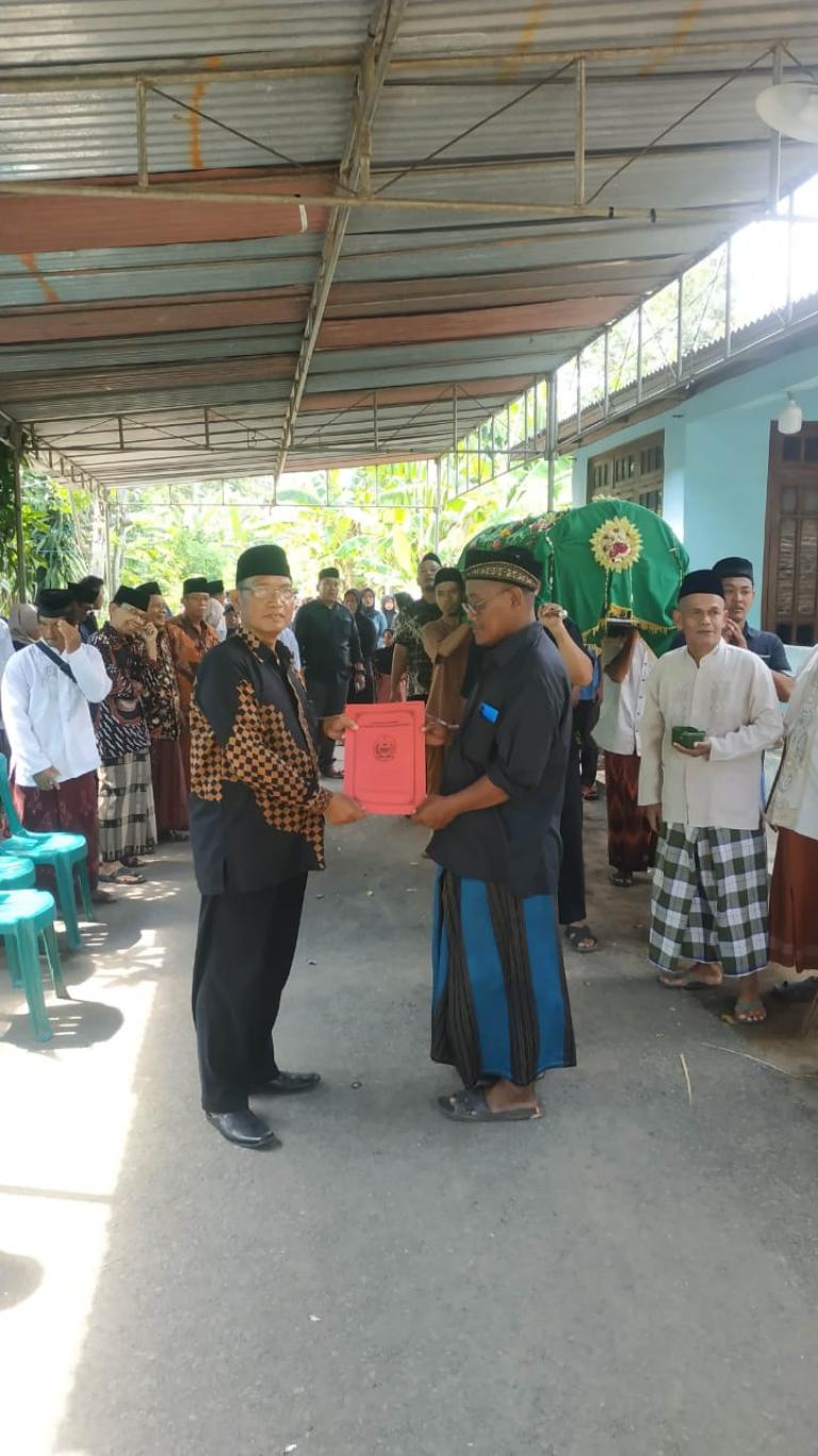 Aksi Simpati Pemerintah Kalurahan Seloharjo Kepada Ny Kamijem di Padukuhan Nambangan