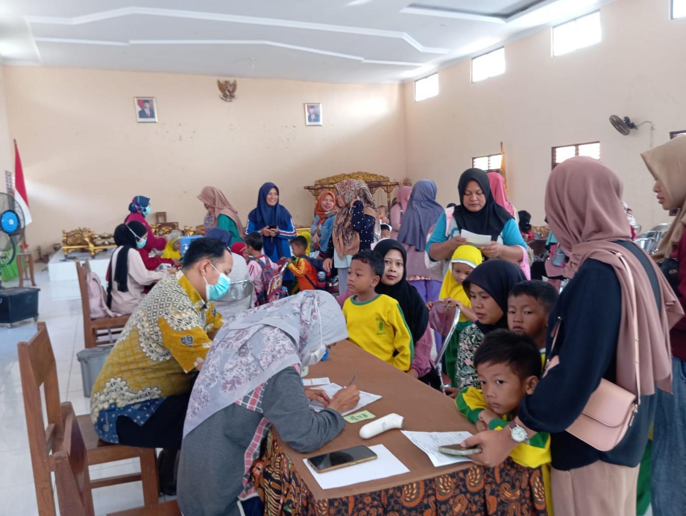Imunisasi PIN Polio Putaran Pertama di Kalurahan Seloharjo