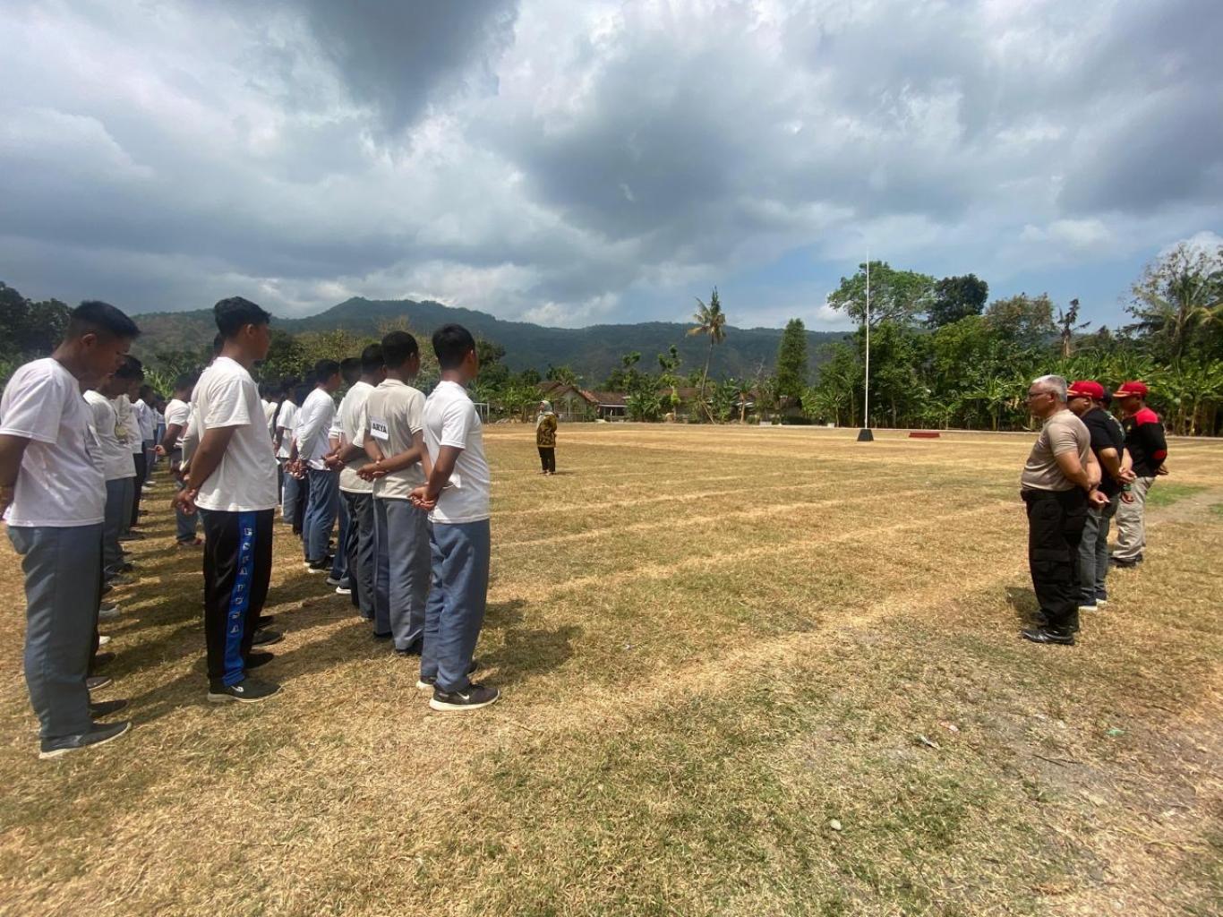 Latihan Paskibra hari ke-16 Untuk Mempersiapkan Hari Kemerdekaan Indonesia ke-79 Tahun   