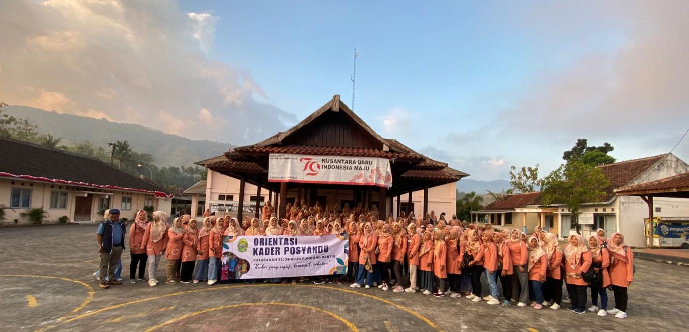 Orientasi Kader Posyandu Kalurahan Seloharjo