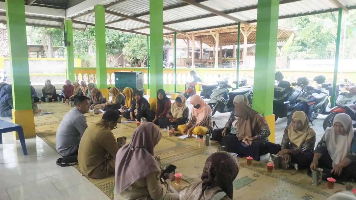Pertemuan dan Pembinaan Kader Posyandu Seloharjo Bersama UPT Puskesmas Pundong