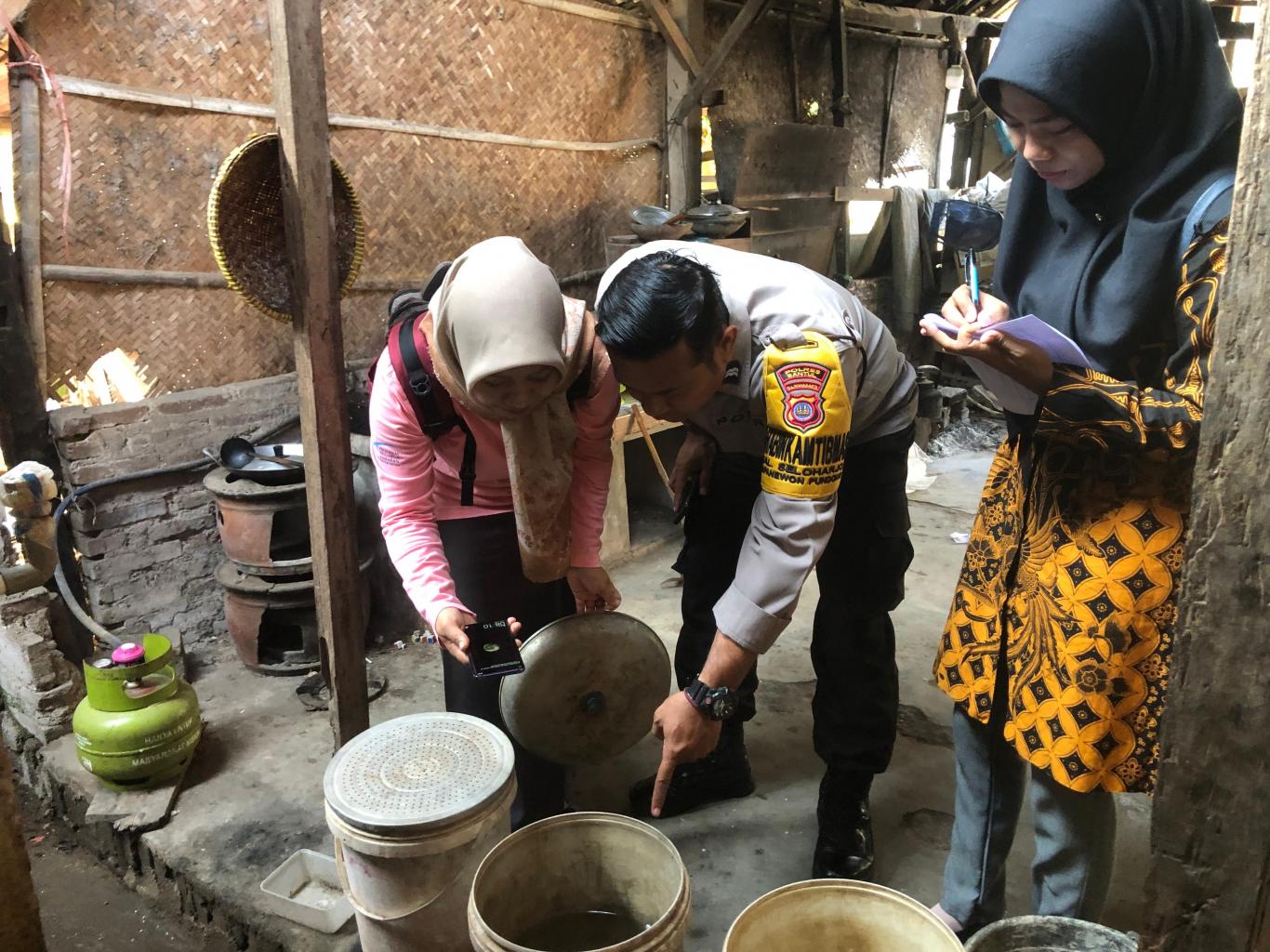 Pemberantasan Sarang Nyamuk di Padukuhan Nambangan