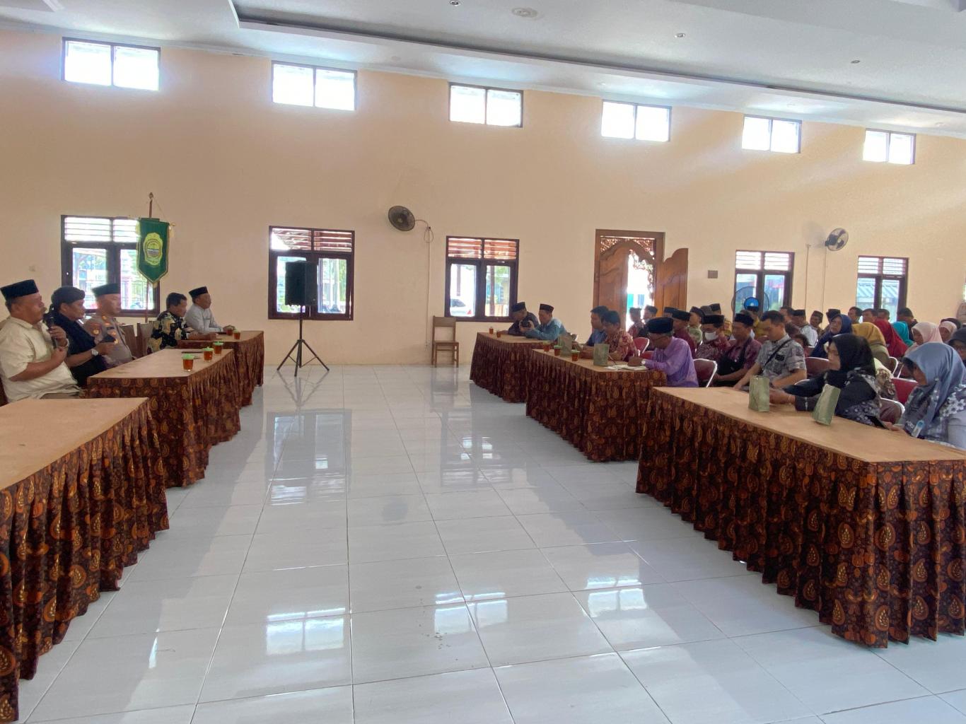Pengajian Jumat Pagi di Kalurahan Seloharjo oleh Kyai M. Burhanudin