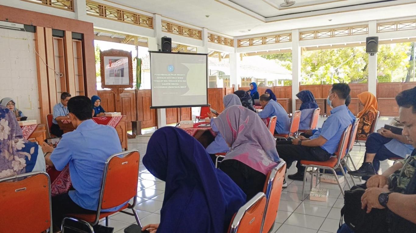Pengembangan Lokasi Pilot Project Gerakan Keluarga Sehat Tanggap dan Tangguh Bencana (GKSTTB) Bidang